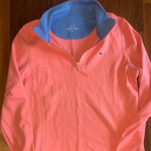 Vineyard vines woman’s salmon coral pull over NWOT
